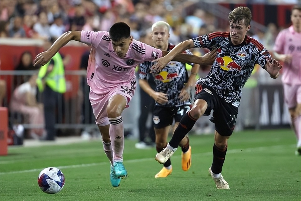 NINE GAME加时末段突围战来临，迈阿密热火围绕英超刷新队史纪录，信心回归，身体对抗强度拉满的简单介绍